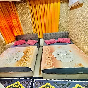 زيارة الفندق