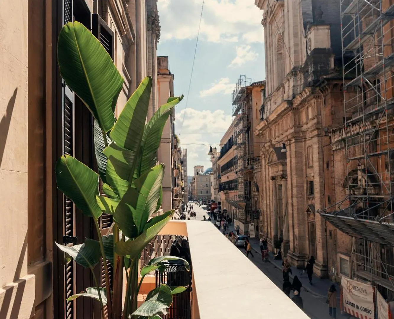 The Flow - Via Del Corso Roma