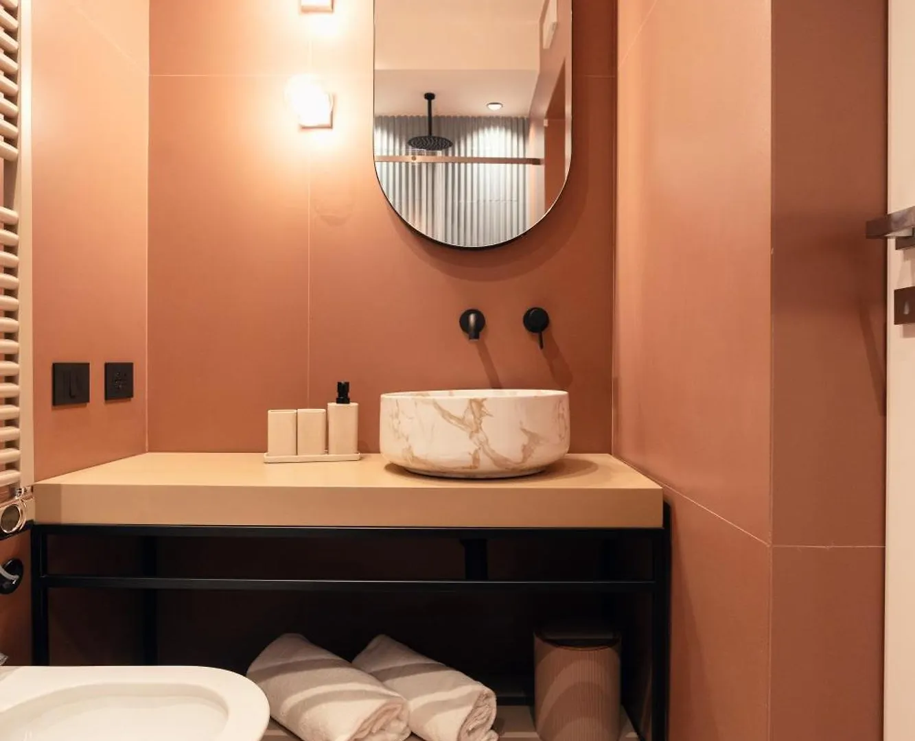 Guest house The Flow - Via Del Corso Rome