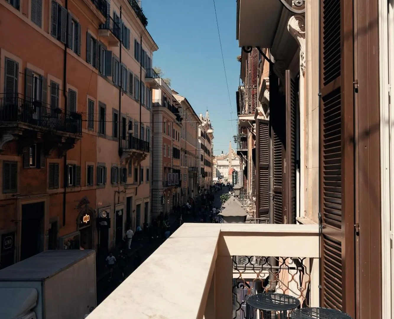 Guest house The Flow - Via Del Corso Rome Italy